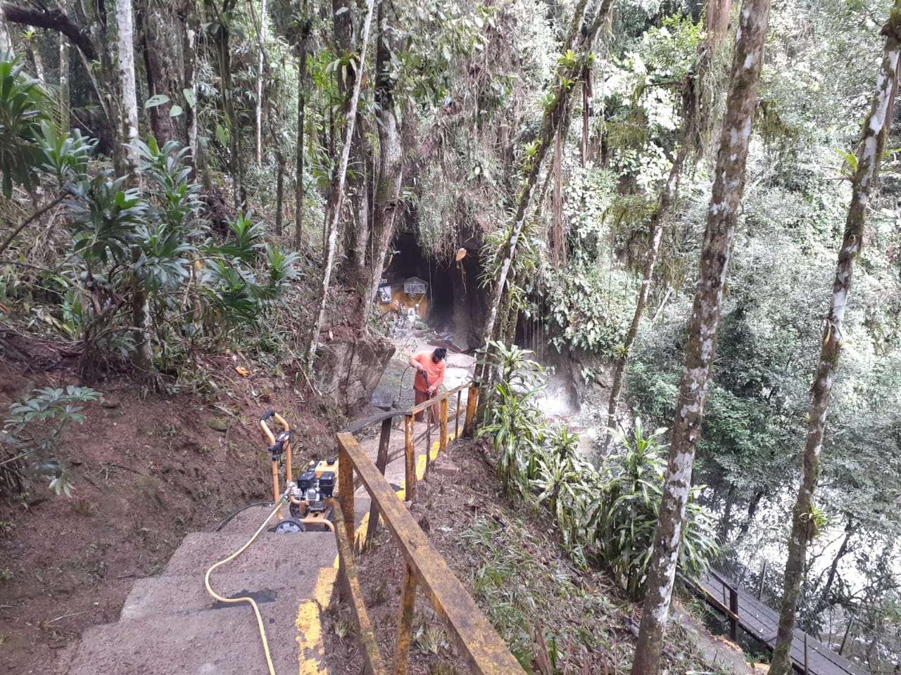 Gruta Nossa Senhora Aparecida-Localidade de Rio Novo-Após a revitalização.jpeg