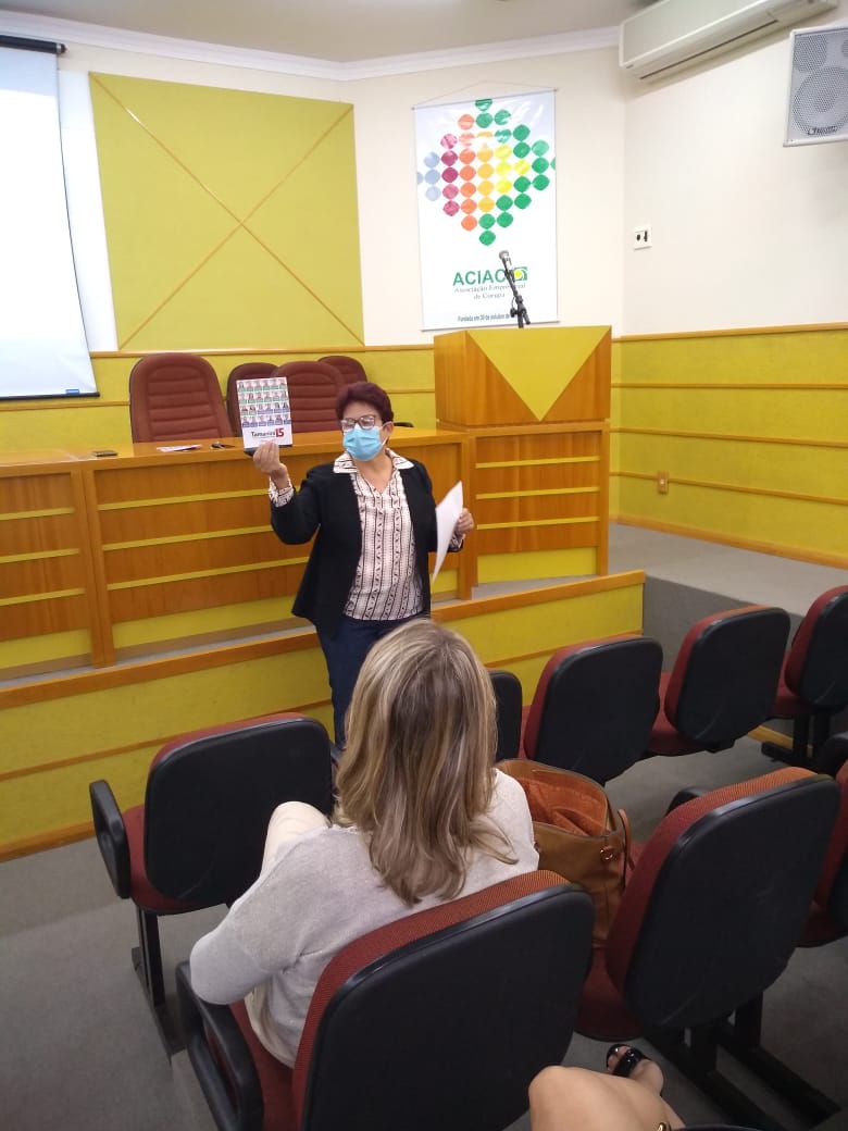 Vereadora Bernadete, proferiu palestra no Centro Empresarial.jpg