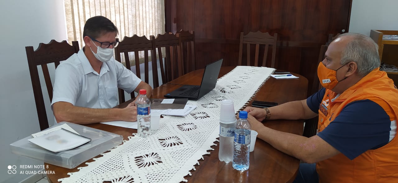 Vereador Alfredo com Coordenador Regional da Defesa Civil, sargento Osvaldo Gonçalves.jpeg