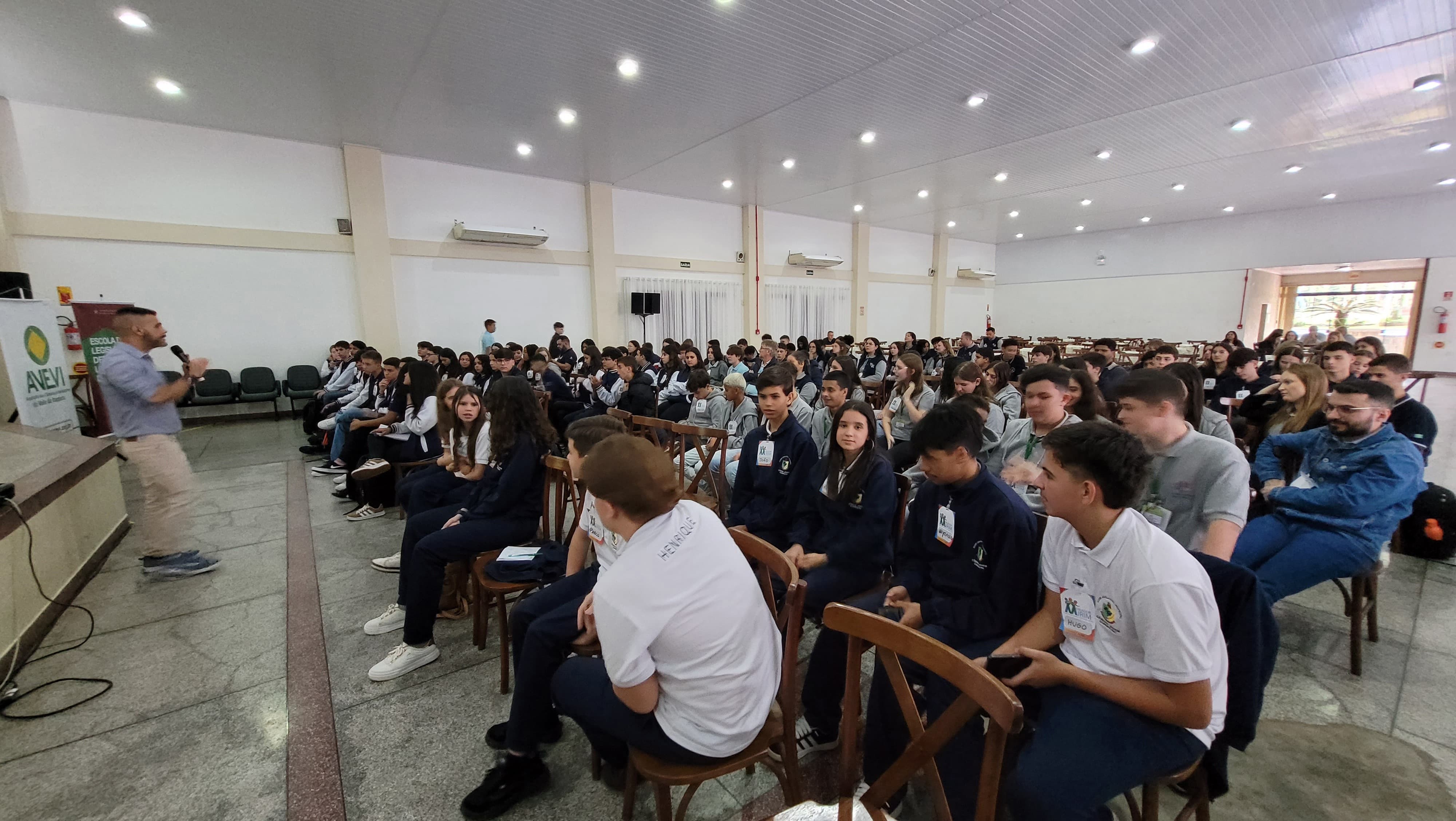 Começou no Seminário de Corupá a Conferência Regional de Vereadores Mirins da Avevi 2024.